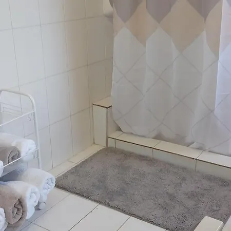 Charming Beachfront 2-bedroom House With Ac *