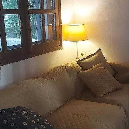 Charming Beachfront 2-bedroom House With Ac *