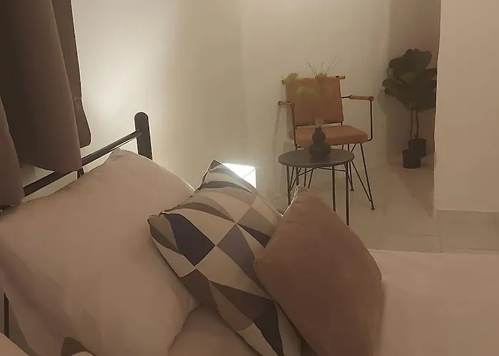 度假居 Charming Beachfront 2-bedroom House With Ac 卡塔科隆