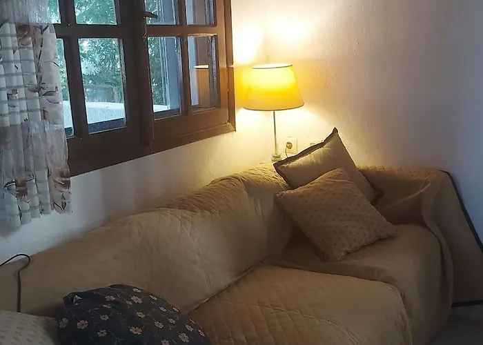 Charming Beachfront 2-bedroom House With Ac *