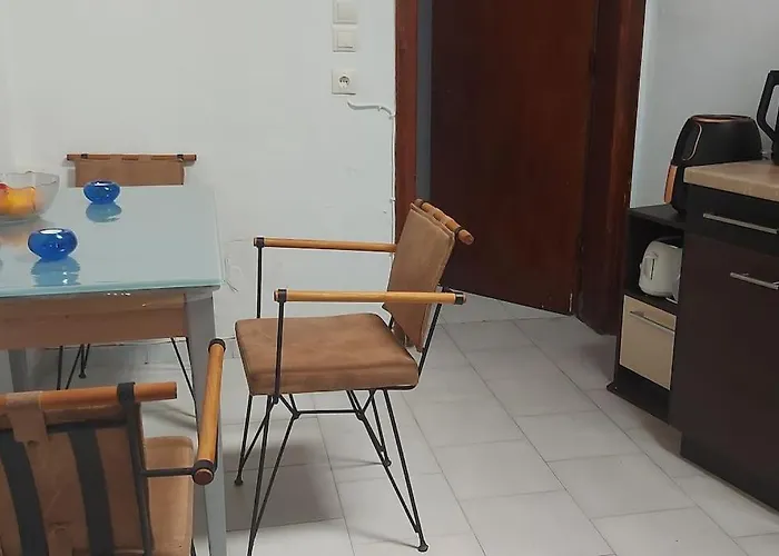 Σπίτι διακοπών Charming Beachfront 2-bedroom House With Ac